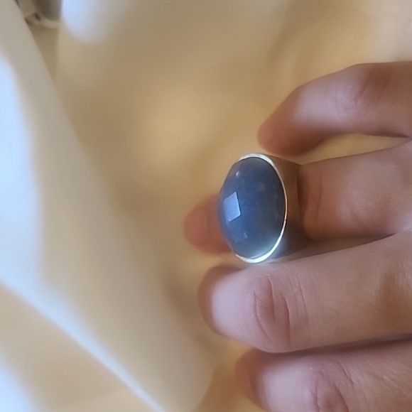 Faceted blue chunky ring - Picture 5 of 5